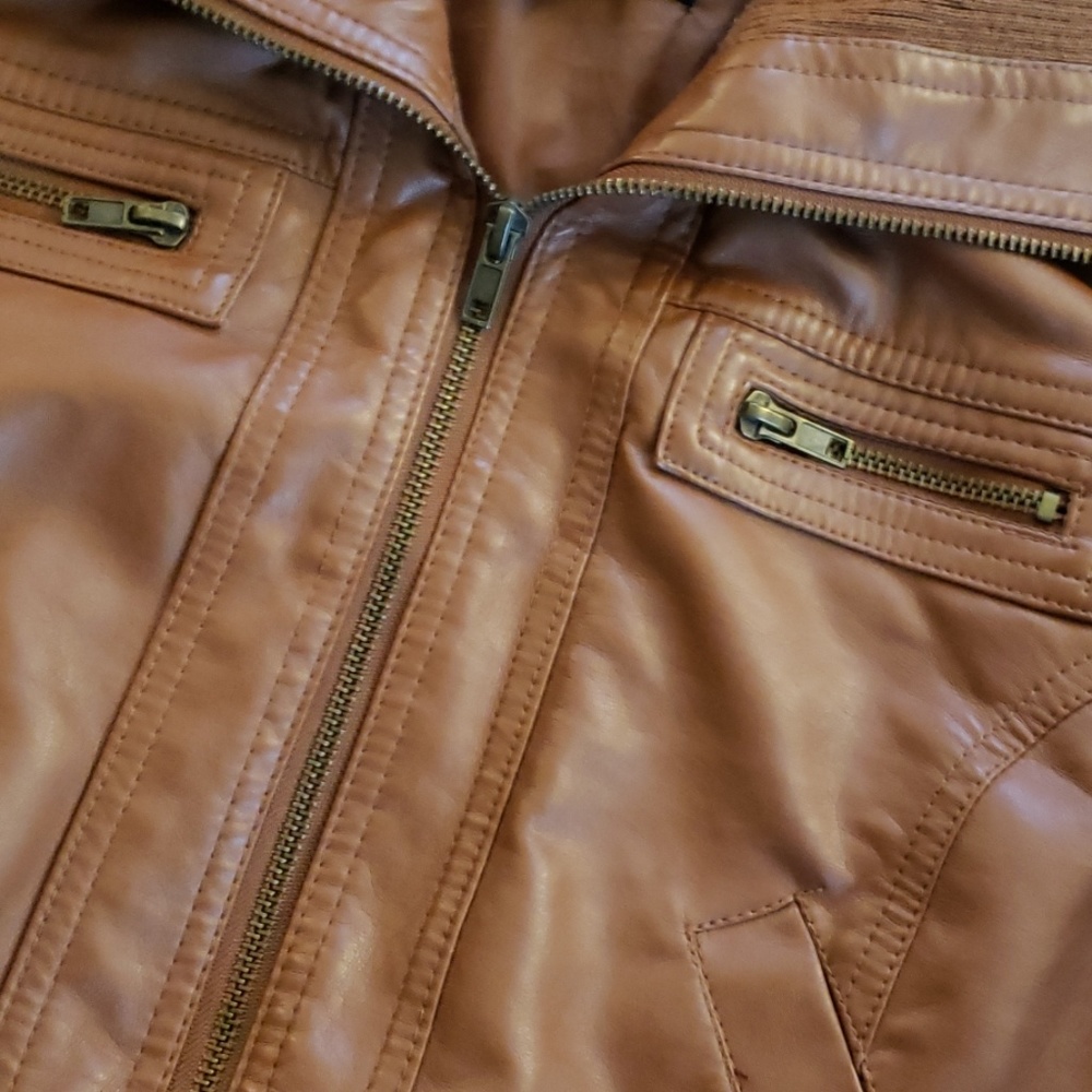 Fitted jacket - Picture 2 of 3